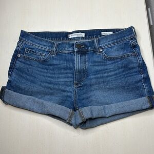 Banana Republic Premium Denim Blue Cotton Blend Stretch Roll Up‎ Shorts Size 28